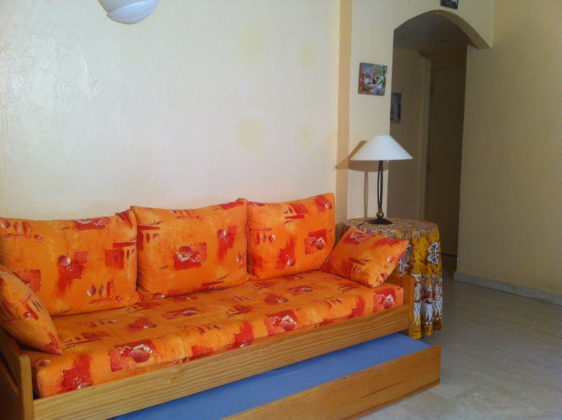 Sofa avec lit à tiroir